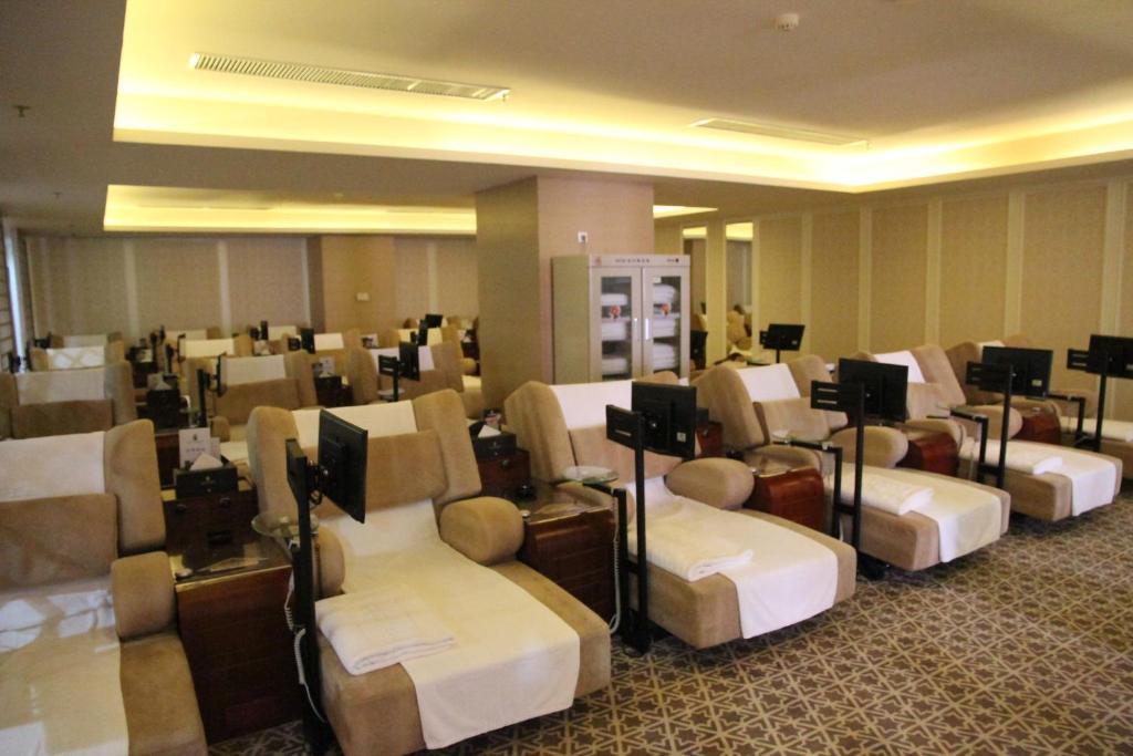 Water Way Hotel Guangzhou Dış mekan fotoğraf