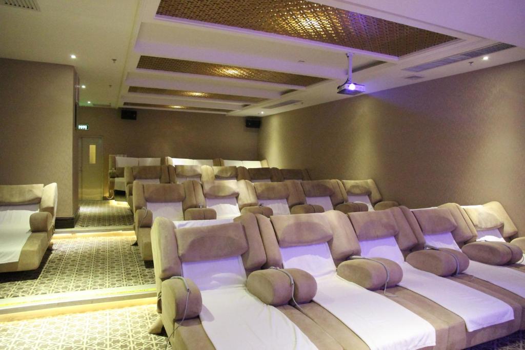 Water Way Hotel Guangzhou Dış mekan fotoğraf